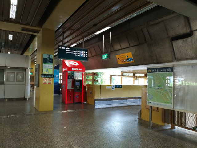 Commonwealth MRT Station Exit B